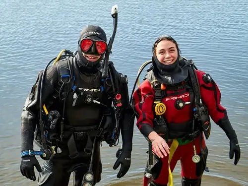 Foto del grupo de buceadores en espejo de agua El Buda. Junio 2022