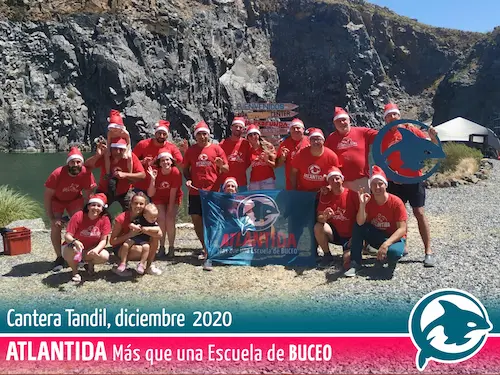 Foto del grupo de buceadores en Tandil, diciembre 2020