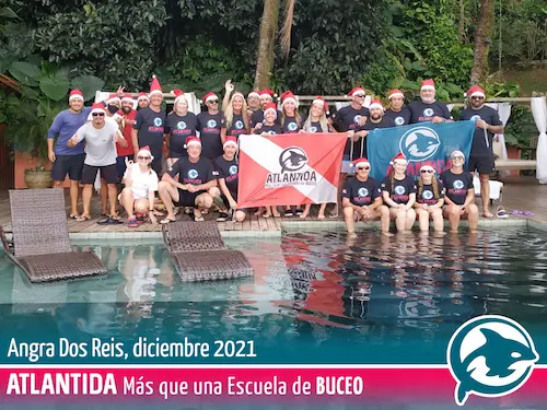 Foto del grupo de buceadores en Angra Dos Reis, diciembre 2021