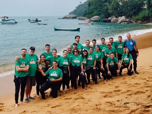 Foto del grupo de buceadores en Ilha Grande, mayo 2026